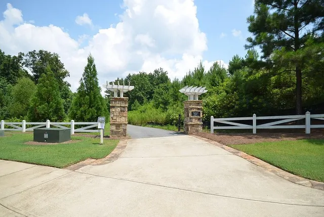 $825,000 | 320 River Green Avenue, Canton, GA 30114