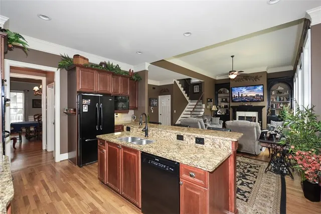 $825,000 | 320 River Green Avenue, Canton, GA 30114