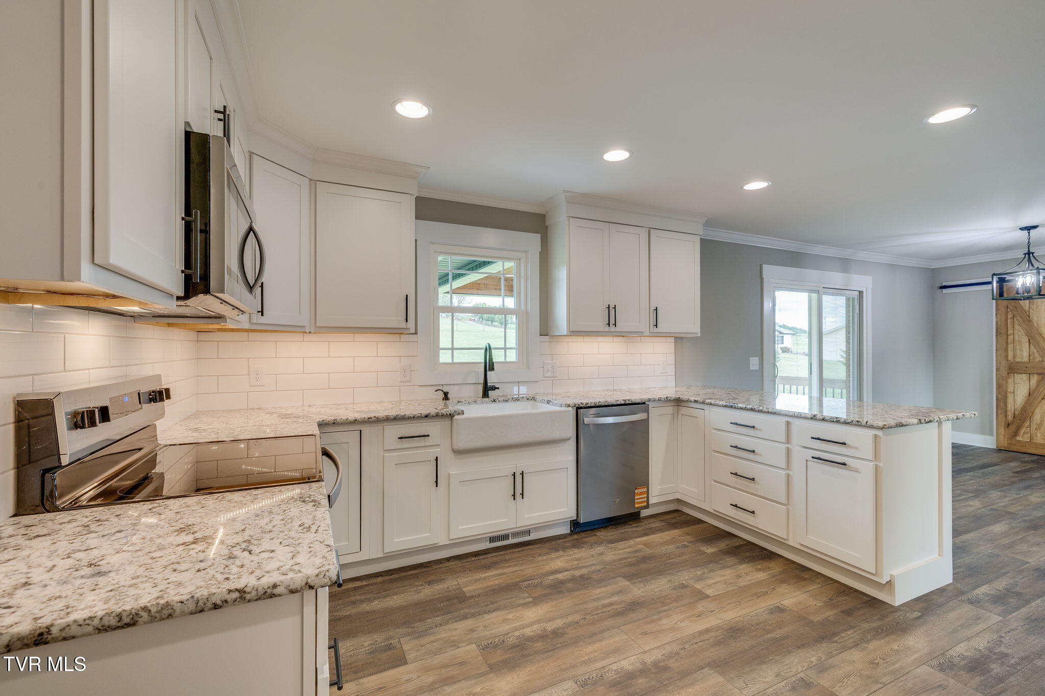 518 Providence Road Limestone, TN 37681 - Photo 13 of 42 012