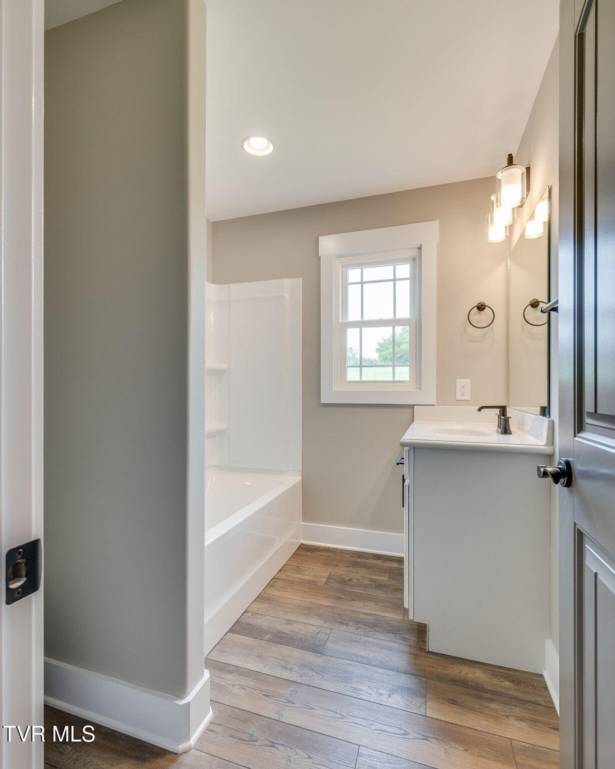 518 Providence Road Limestone, TN 37681 - Photo 23 of 42 022