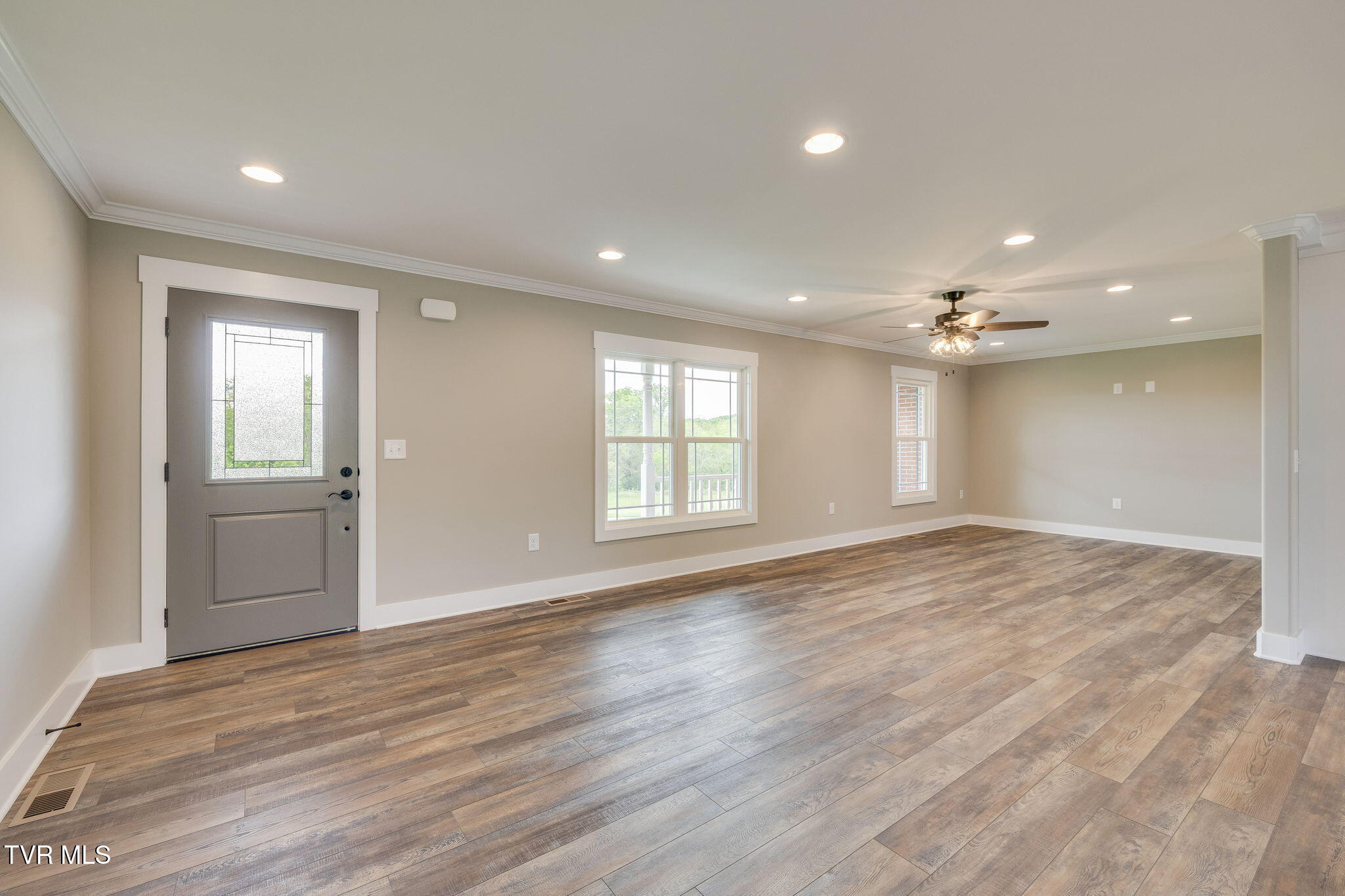 518 Providence Road Limestone, TN 37681 - Photo 7 of 42 006