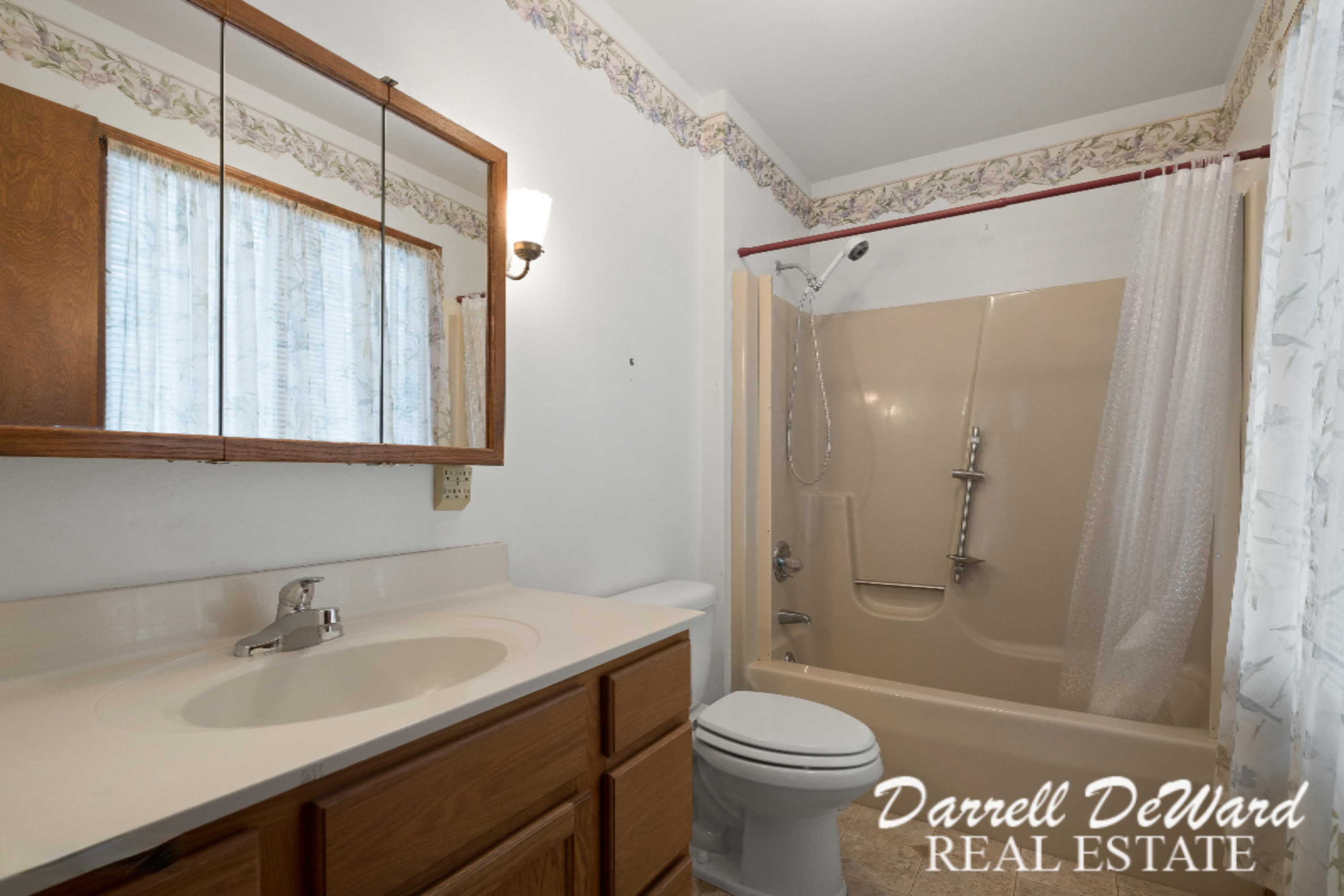 4670 Bender Road Middleville, MI 49333 - Photo 12 of 28 Photo-29 master