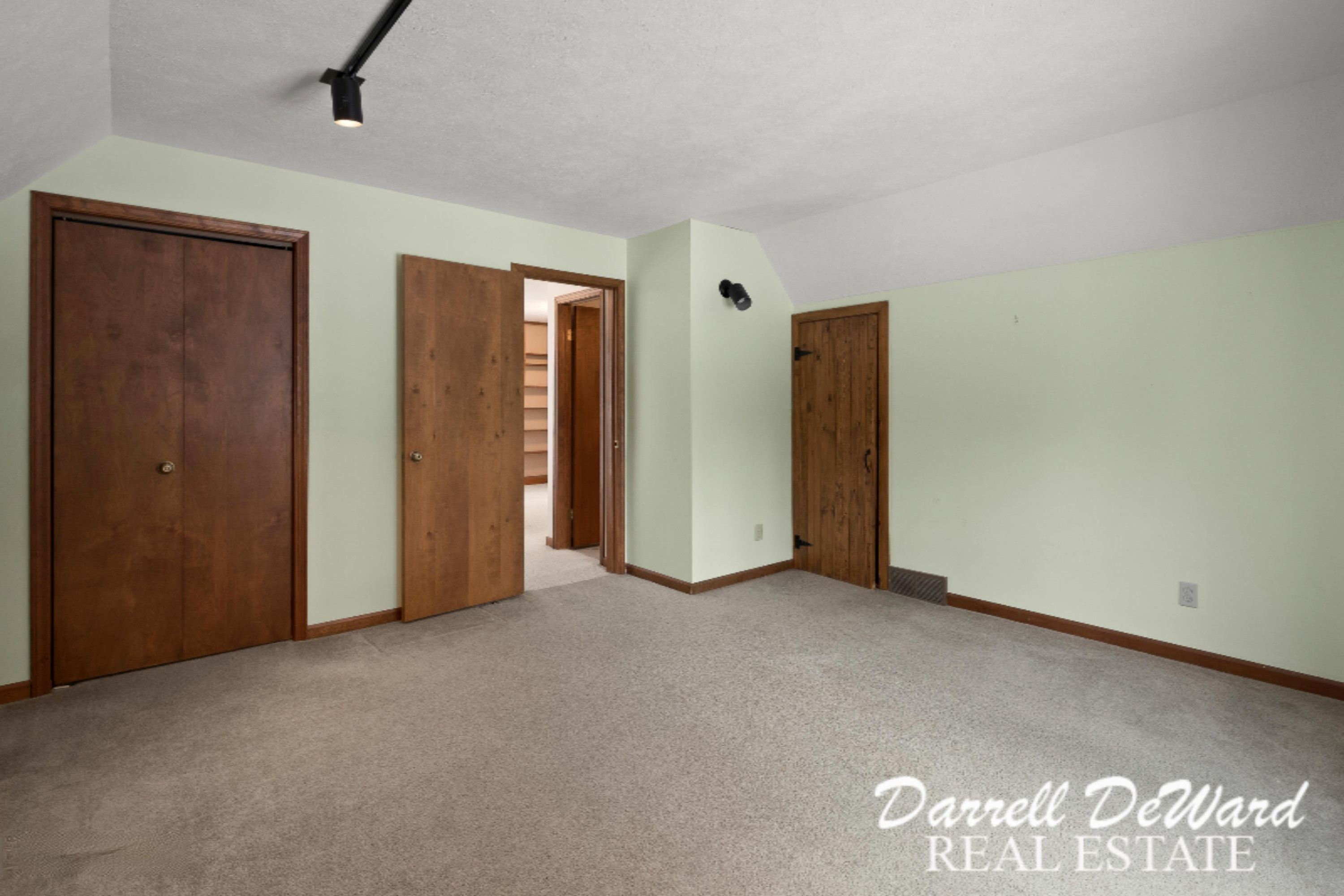 4670 Bender Road Middleville, MI 49333 - Photo 20 of 28 Photo-13