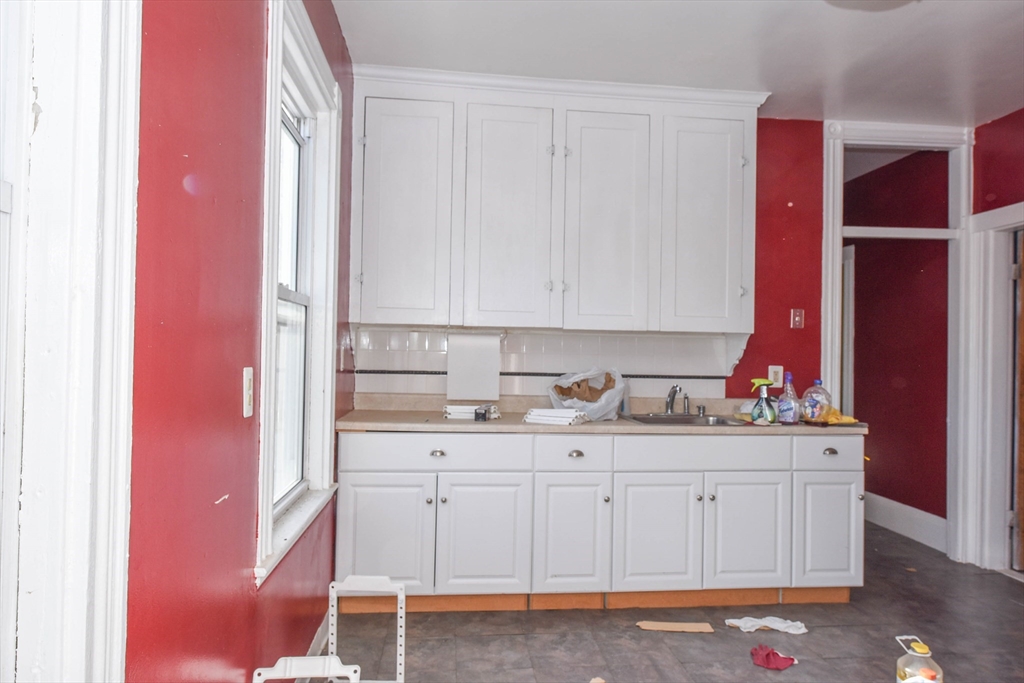64 Fuller Street Boston, MA 02124 - Photo 11 of 31