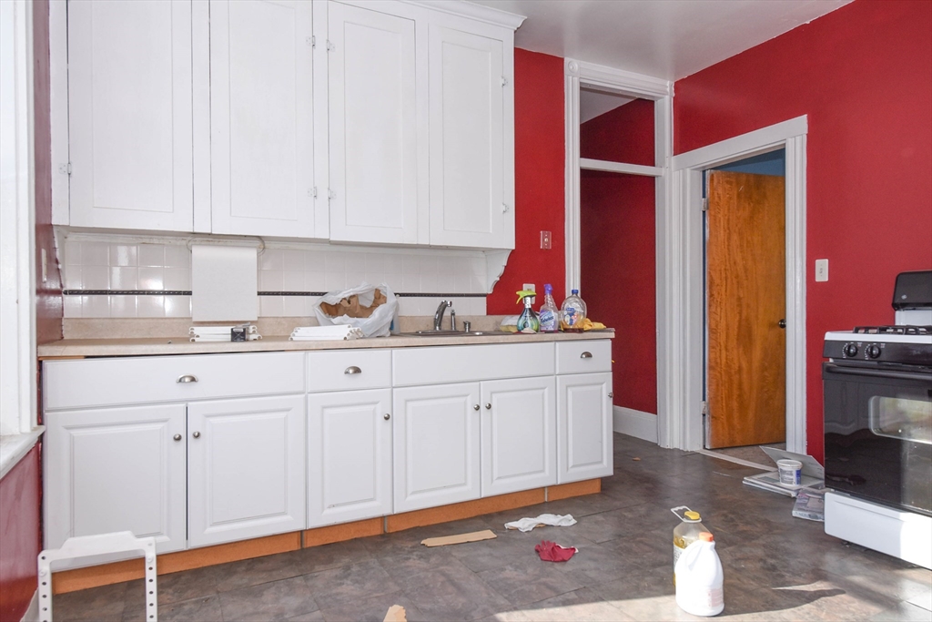 64 Fuller Street Boston, MA 02124 - Photo 12 of 31