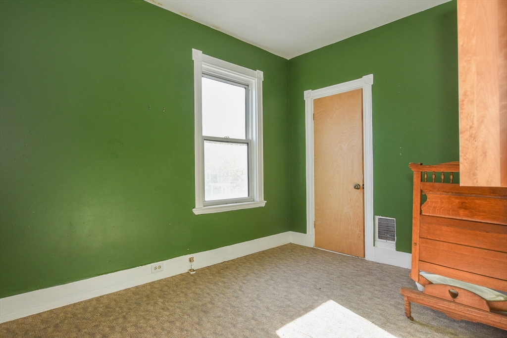 64 Fuller Street Boston, MA 02124 - Photo 18 of 31