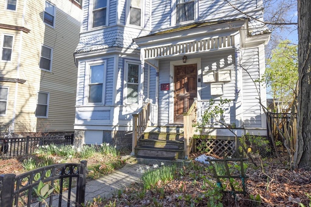 64 Fuller Street Boston, MA 02124 - Photo 4 of 31
