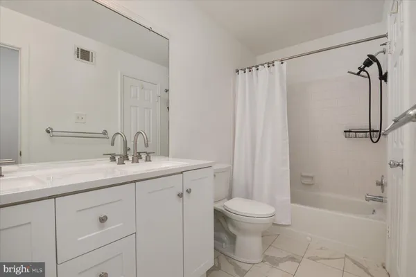 $220,000 | 2 Fallen Tree Court, Unit 2H, Baltimore, MD 21227