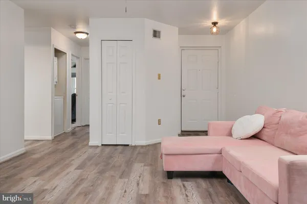 $220,000 | 2 Fallen Tree Court, Unit 2H, Baltimore, MD 21227