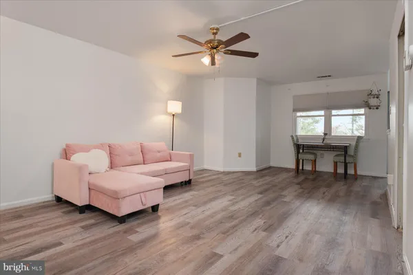 $220,000 | 2 Fallen Tree Court, Unit 2H, Baltimore, MD 21227