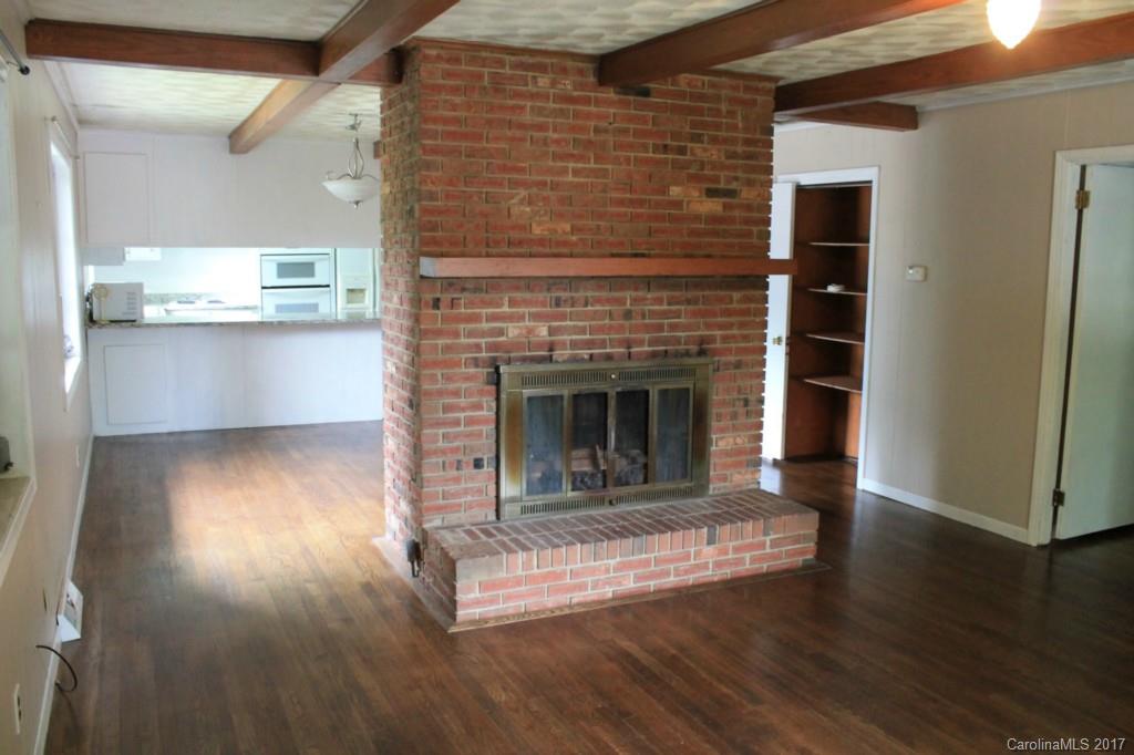 4332 Castlewood Road Charlotte, NC 28209 - Photo 5 of 16