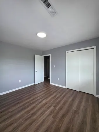 $1,295 | 2812 Vinyard Avenue Northeast, Unit 2, Roanoke, VA 24012
