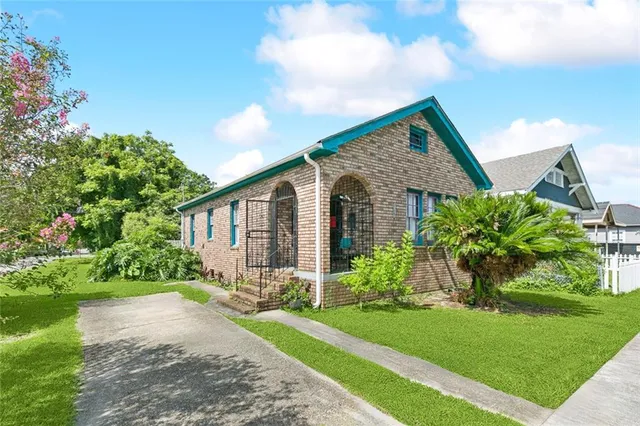 $185,000 | 5240 Burgundy Street, New Orleans, LA 70117