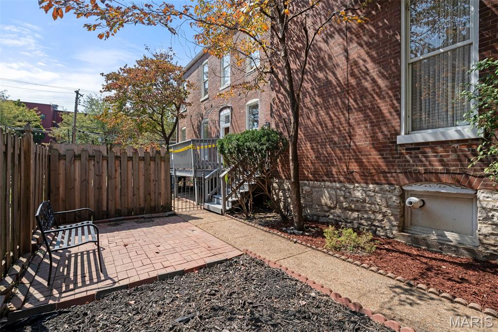 1808 Rutger Street St. Louis, MO 63104 - Photo 14 of 29