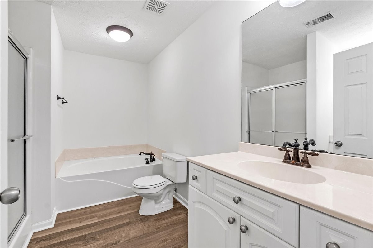 816 Lock 4 Road, Unit 404 Gallatin, TN 37066 - Photo 7 of 12 Gallery Image 7