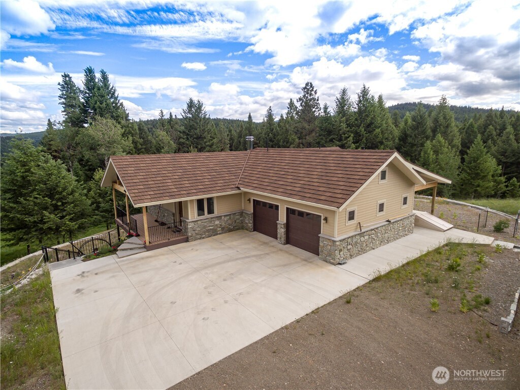 54 Spring Meadow Lane Oroville, WA 98844 - Photo 1 of 25