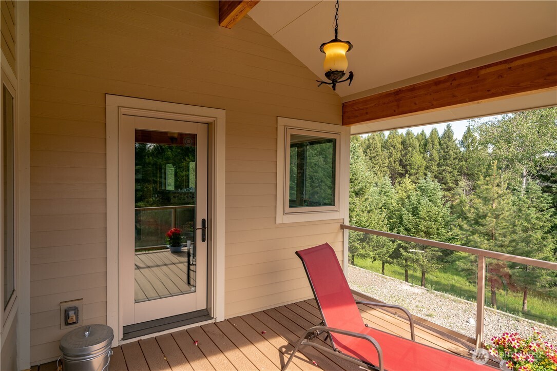 54 Spring Meadow Lane Oroville, WA 98844 - Photo 12 of 25