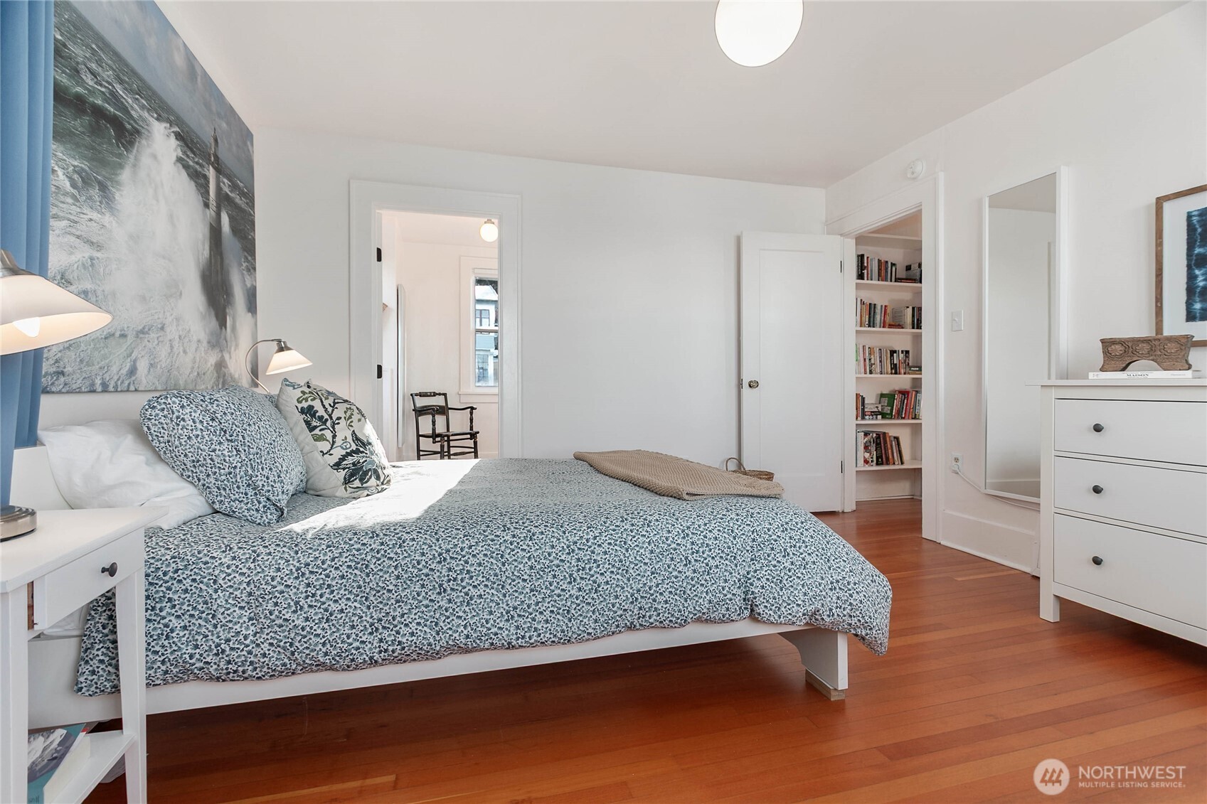 322 South Forest Street Bellingham, WA 98225 - Photo 25 of 34 a living room with furniture and wooden floor