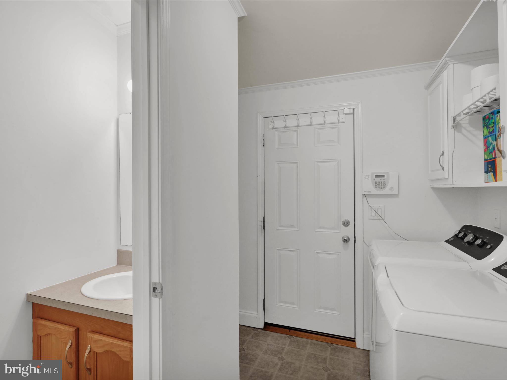 25 Random Road Douglassville, PA 19518 - Photo 28 of 41 a view of bathroom