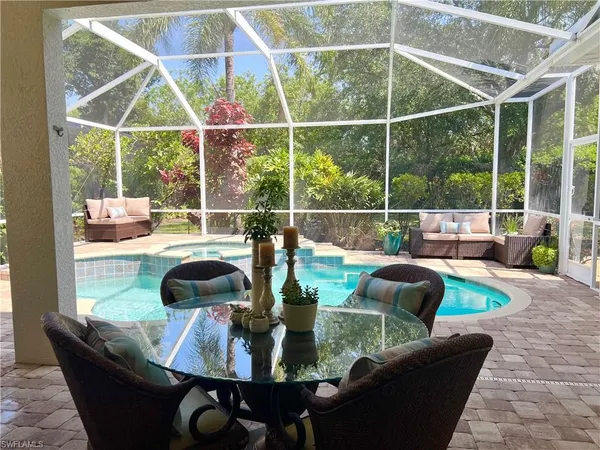 $737,000 | 3411 Sandpiper Way, Naples, FL 34109