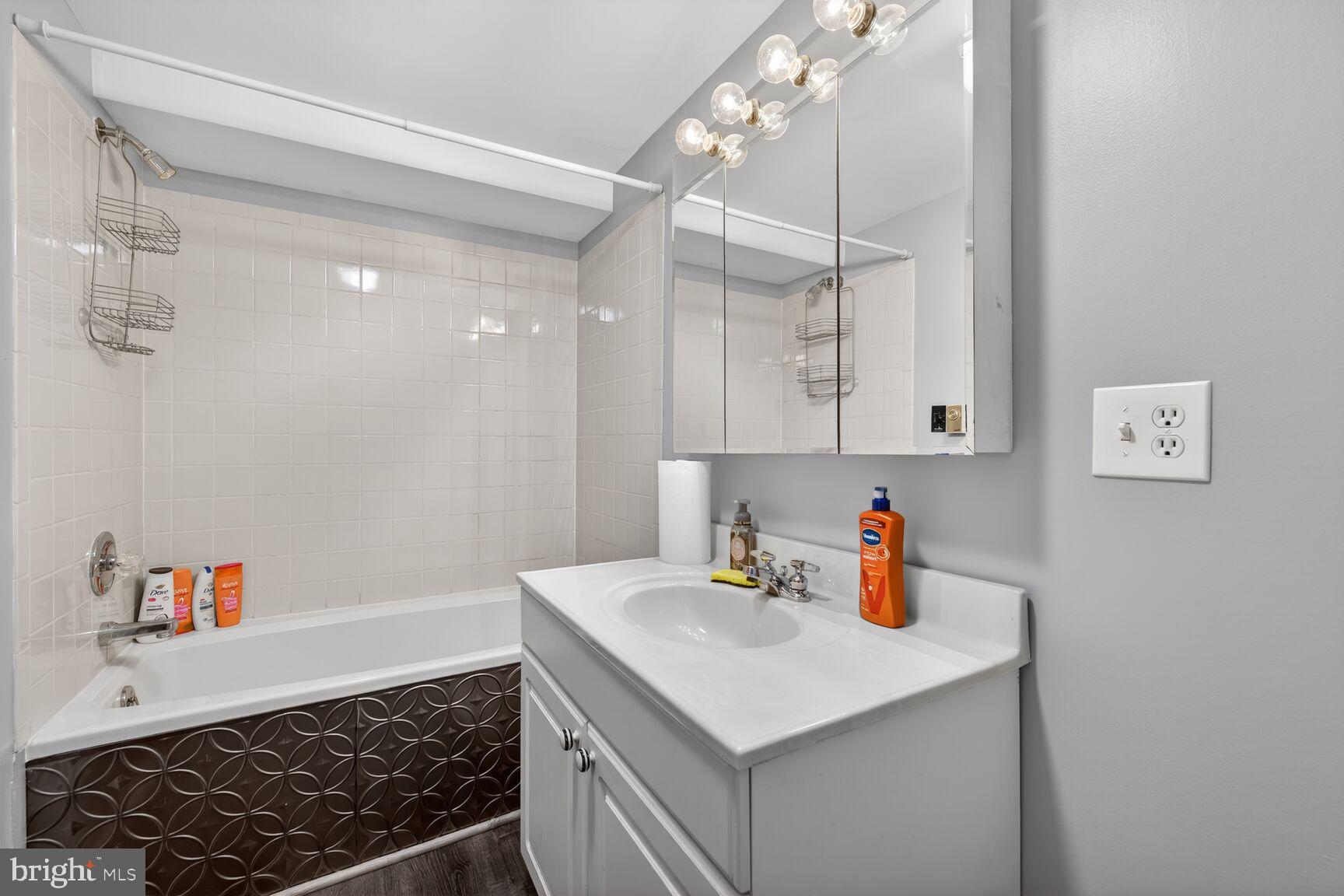 505 4th Avenue Brunswick, MD 21716 - Photo 15 of 54