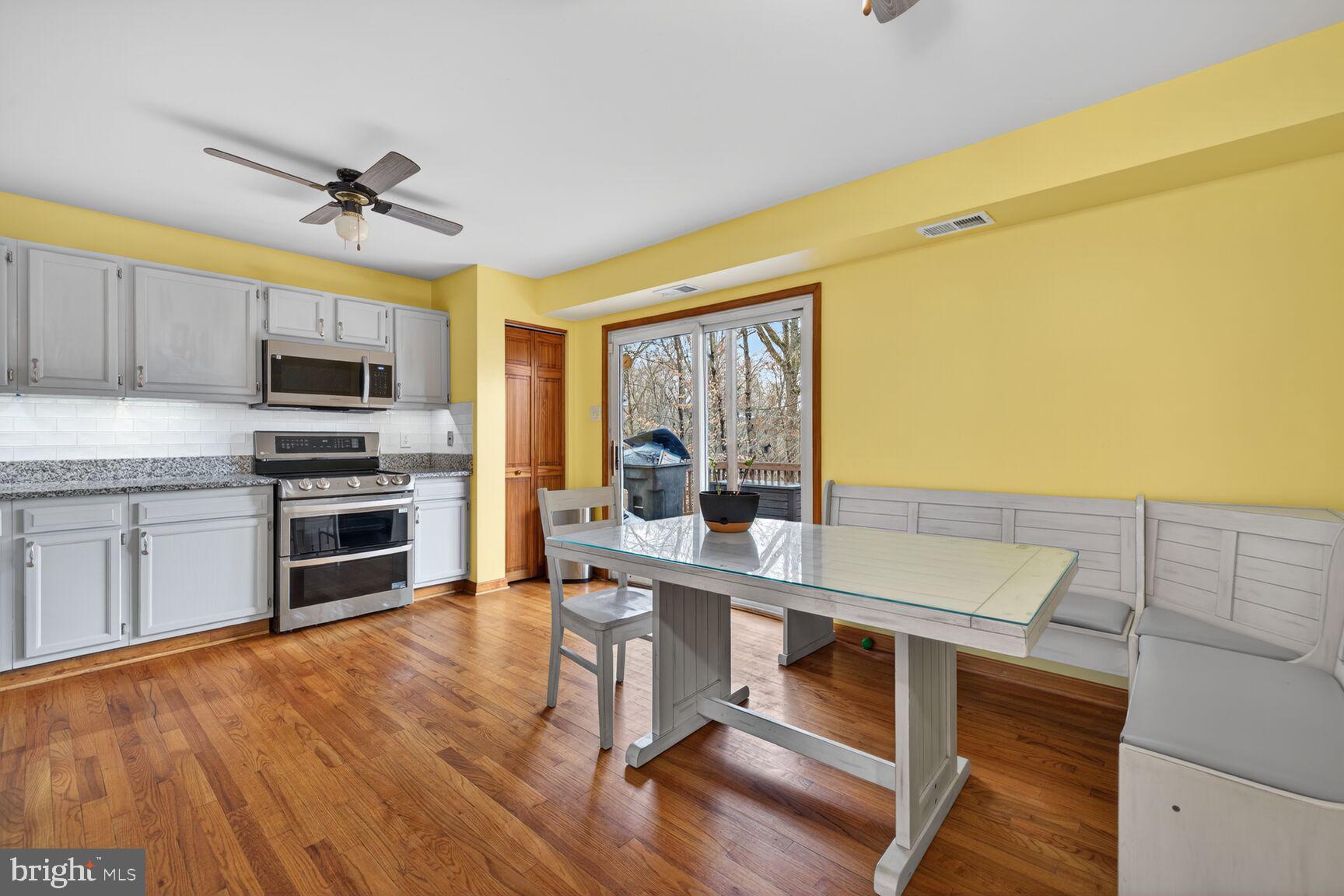 505 4th Avenue Brunswick, MD 21716 - Photo 6 of 54