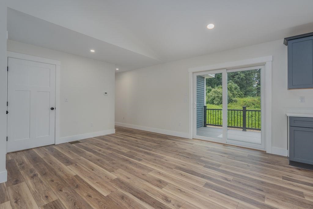 320 Knox Marsh Road Dover, NH 03820 - Photo 15 of 28