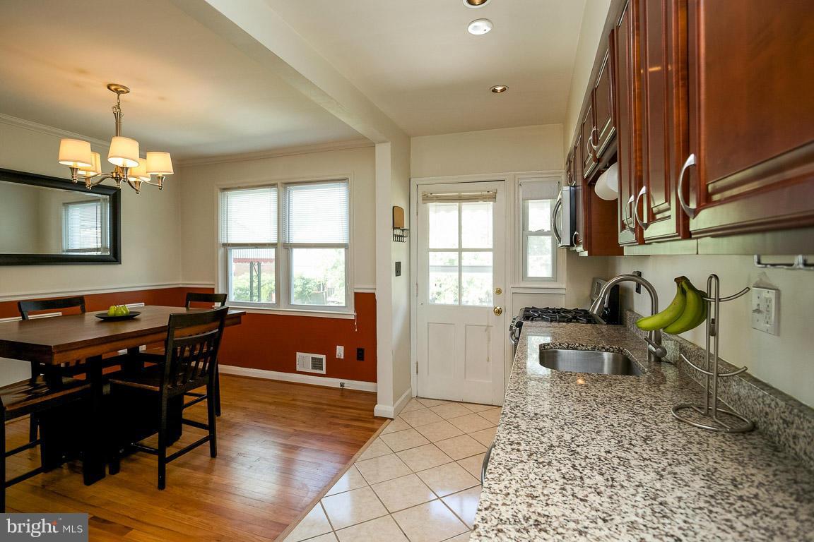 8318 Edgedale Road Baltimore, MD 21234 - Photo 13 of 30 Granite kitchen countertops