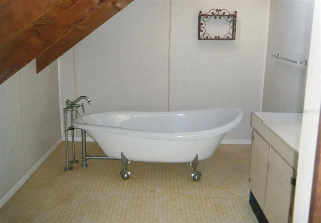 4018 Southeast 27th Street Okeechobee, FL 34974 - Photo 4 of 6