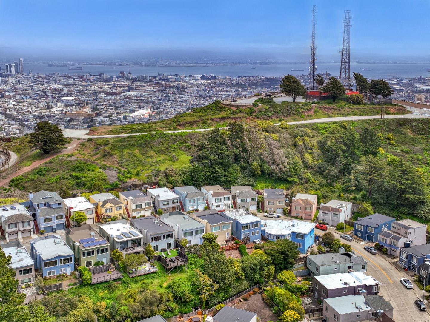 152 Marview Way San Francisco, CA 94131 - Photo 1 of 22