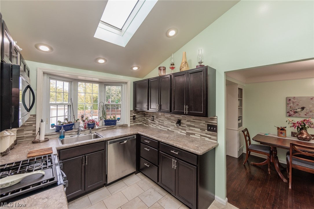 4121 Wyncote Road South Euclid, OH 44121 - Photo 11 of 34 Gallery Image 11