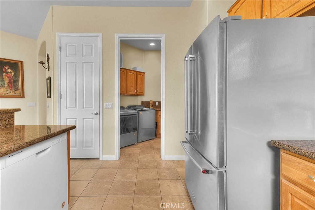 19360 Galloping Hill Road Apple Valley, CA 92308 - Photo 19 of 54