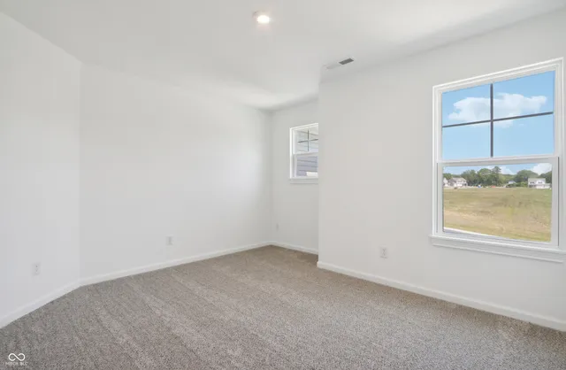 $298,999 | 1840 12 Oaks Drive, Shelbyville, IN 46176