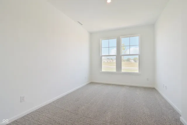 $298,999 | 1840 12 Oaks Drive, Shelbyville, IN 46176