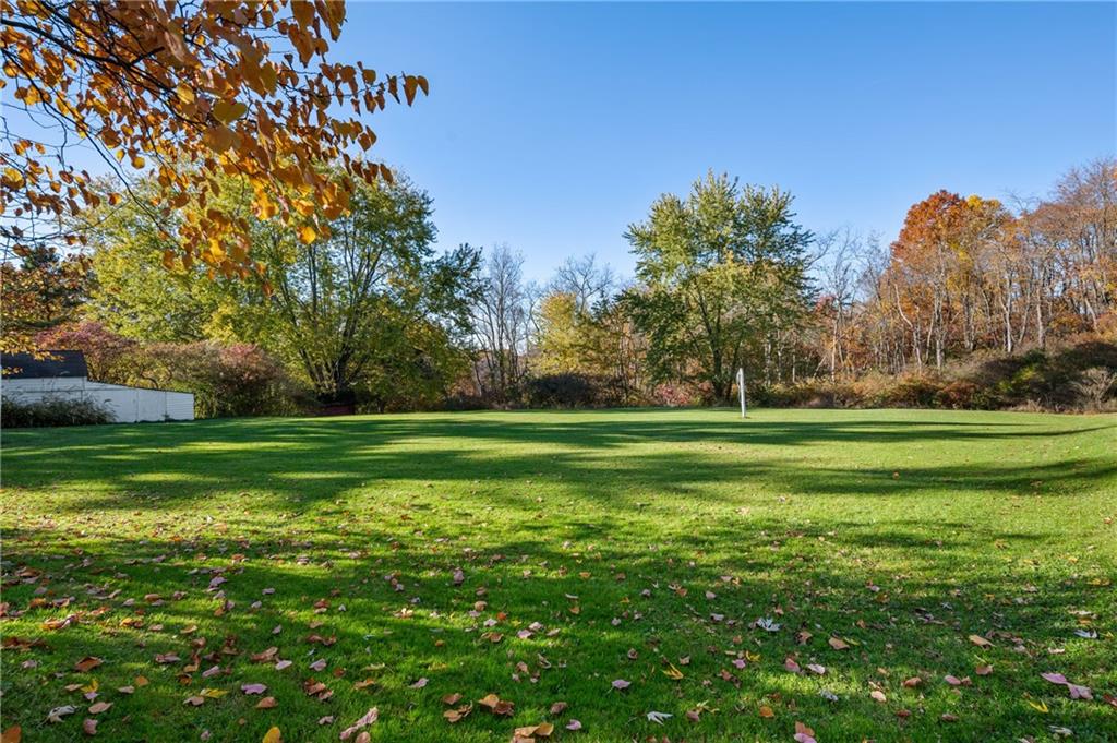 2352 Rochester Road Pittsburgh, PA 15237 - Photo 2 of 25 Gallery Image 2