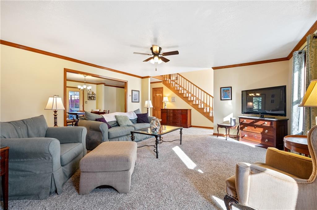 2352 Rochester Road Pittsburgh, PA 15237 - Photo 4 of 25 Gallery Image 4
