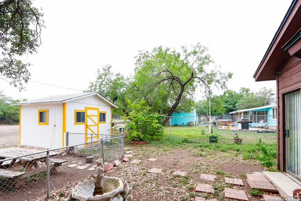 $105,000 | 2403 Airport Road, Brackettville, TX 78832