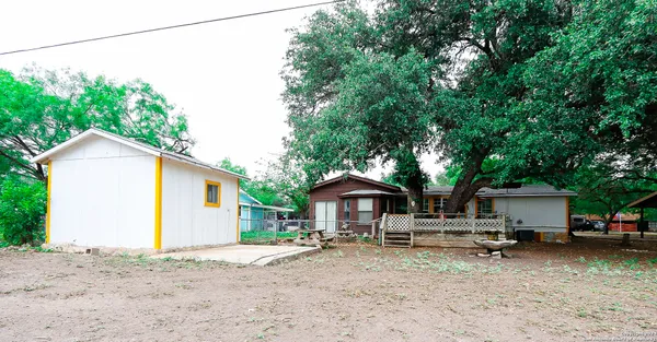 $105,000 | 2403 Airport Road, Brackettville, TX 78832