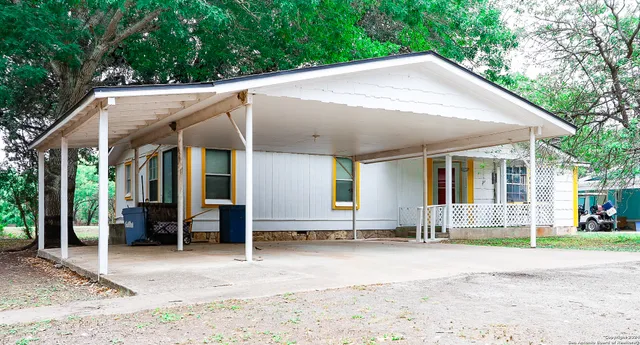 $105,000 | 2403 Airport Road, Brackettville, TX 78832