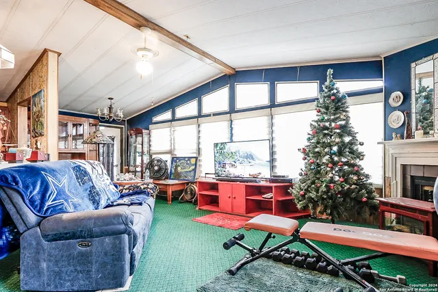 $105,000 | 2403 Airport Road, Brackettville, TX 78832