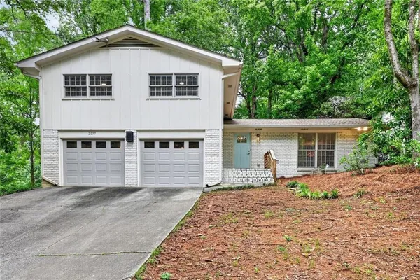 $750,000 | 2037 Longview Way, Chamblee, GA 30341