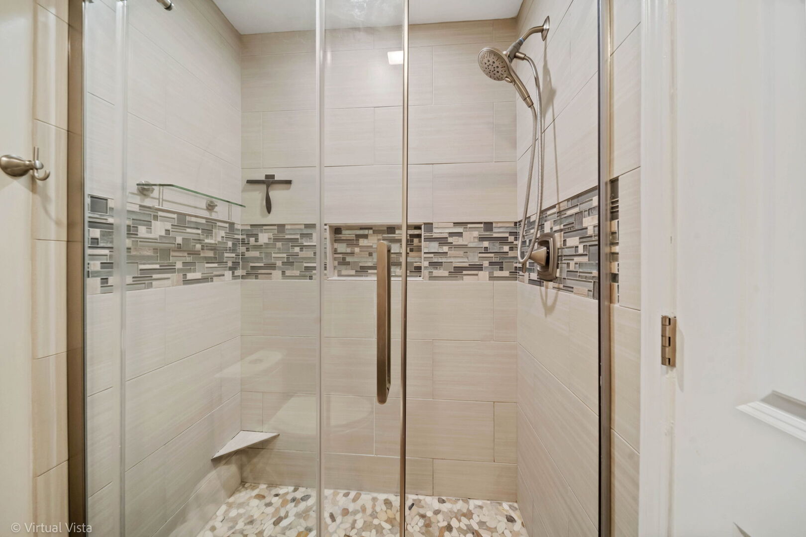 506 South Raven Road Shorewood, IL 60404 - Photo 28 of 37 a bathroom with a shower