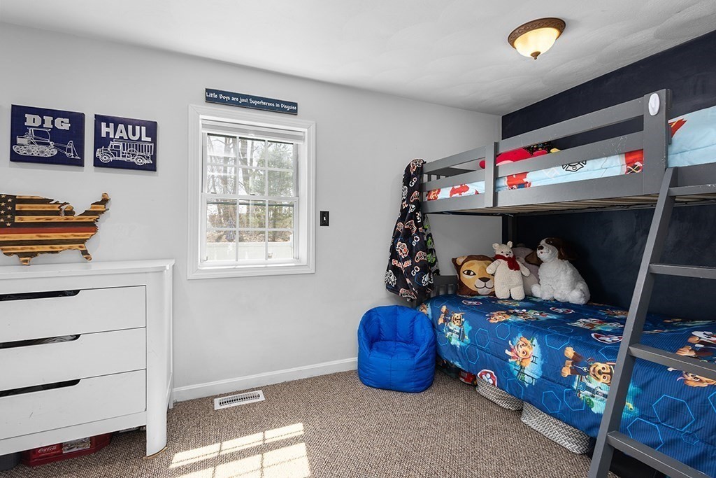 28 Deanville Road Attleboro, MA 02703 - Photo 17 of 37