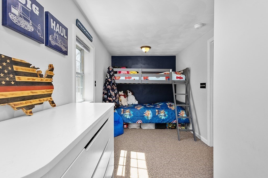 28 Deanville Road Attleboro, MA 02703 - Photo 19 of 37