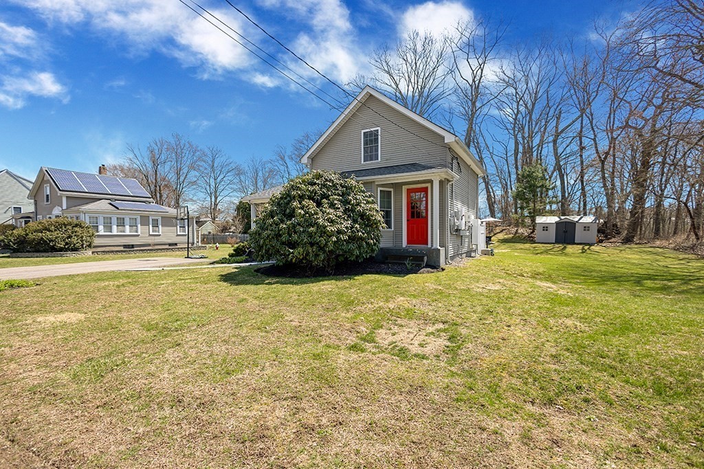 28 Deanville Road Attleboro, MA 02703 - Photo 34 of 37