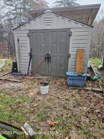 a view of an outdoor space