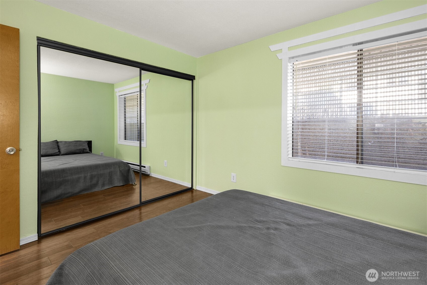 3024 Northeast 143rd Street, Unit 103 Seattle, WA 98155 - Photo 11 of 24