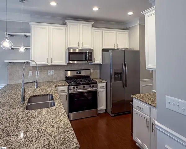 $1,900 | 428 Woodbark Court, Mauldin, SC 29662