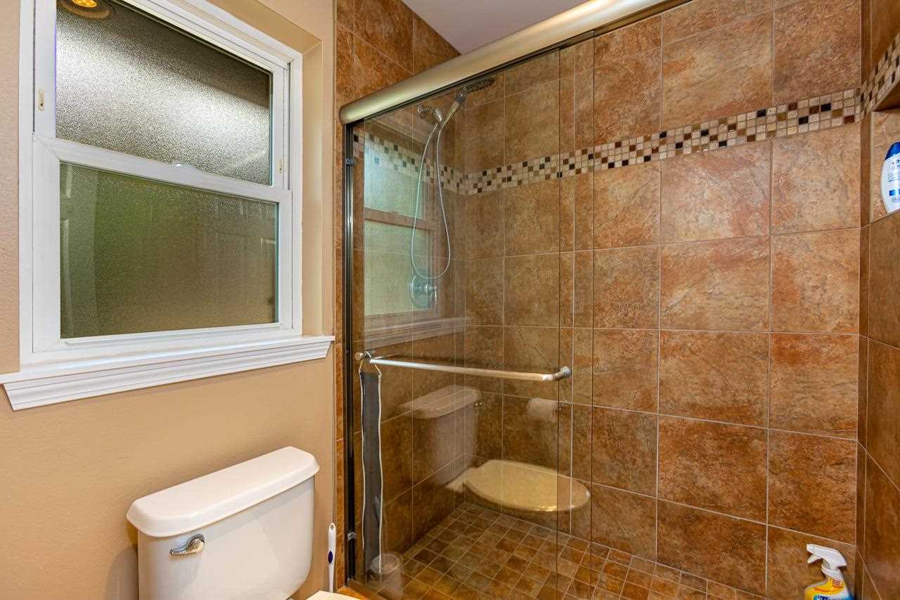 79 Molehulehu Loop Kahului, HI 96732 - Photo 18 of 29 a bathroom with a toilet a sink and shower