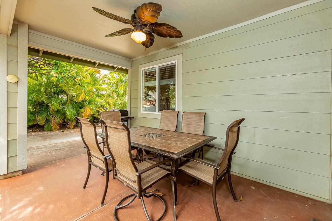 79 Molehulehu Loop Kahului, HI 96732 - Photo 25 of 29 a view of a dining room with furniture window and outside view